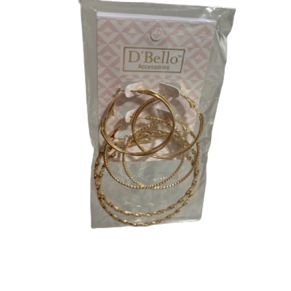 #769 D’Bella 3 pairs earrings